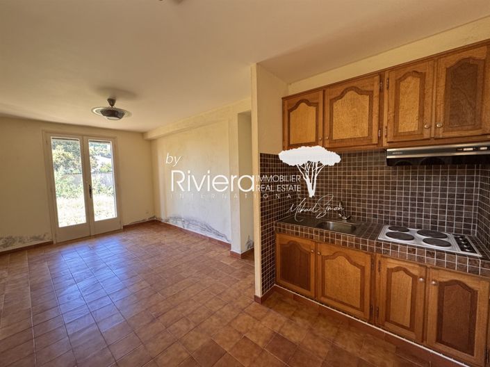 Image No.15-5 Bed House for sale