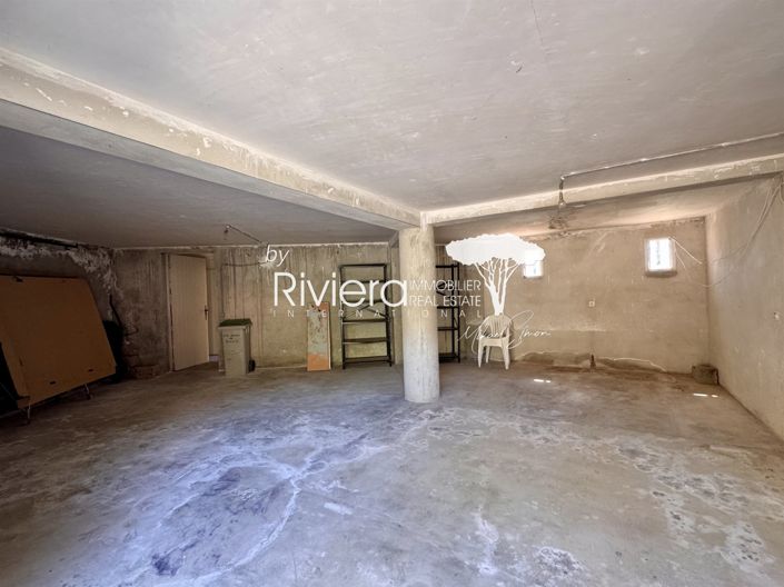 Image No.19-5 Bed House for sale