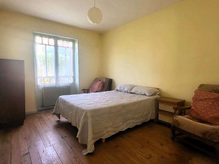 Image No.5-4 Bed House for sale
