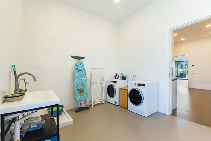 Image No.41-8 Bed House for sale