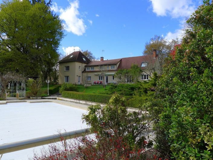 Image No.2-Maison de 6 chambres à vendre à Paray-le-Monial