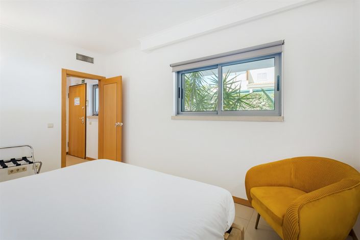 Image No.12-1 Bed Apartment for sale