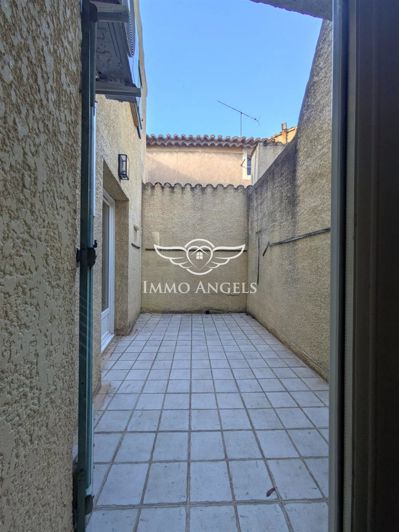 Image No.11-2 Bed House for sale