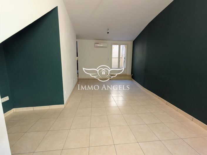 Image No.4-2 Bed House for sale