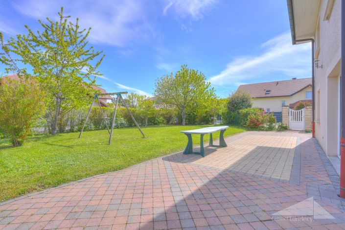 Image No.3-6 Bed House for sale