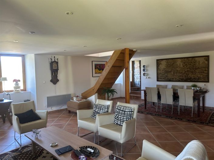 Image No.15-4 Bed House for sale