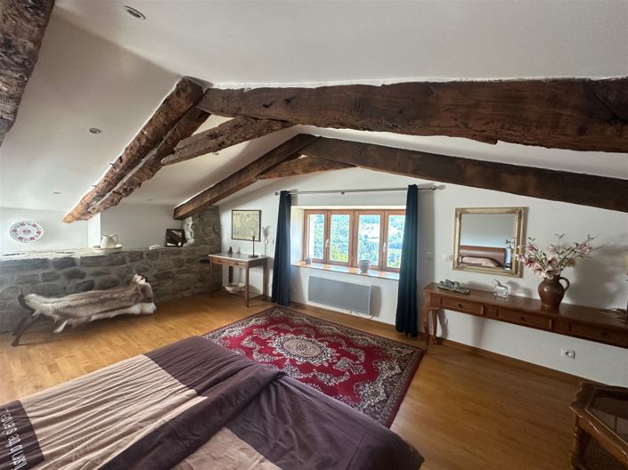 Image No.38-4 Bed House for sale