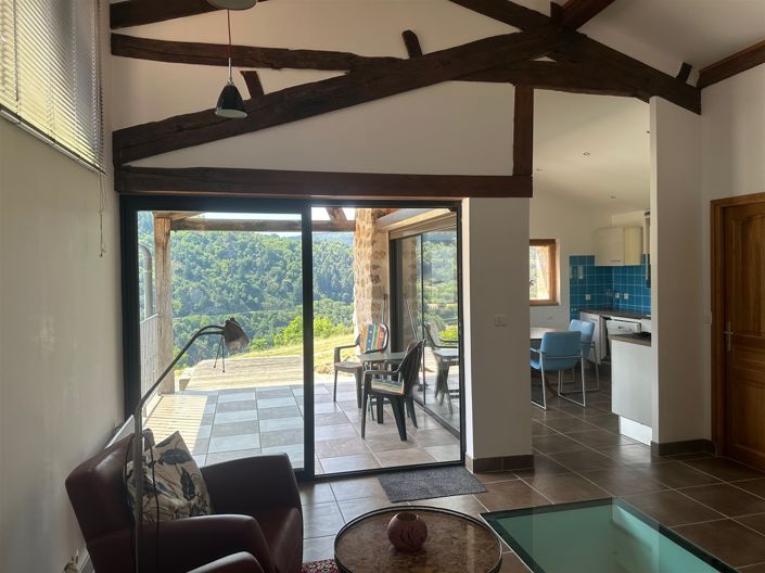 Image No.40-4 Bed House for sale