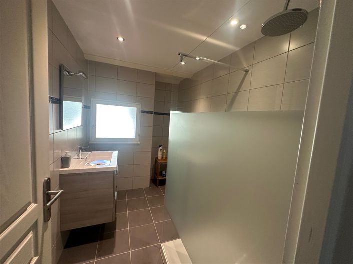 Image No.47-4 Bed House for sale