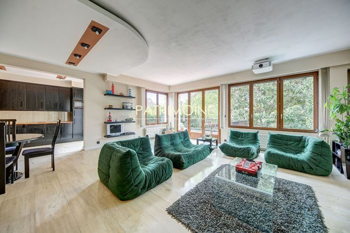 Image No.5-4 Bed Property for sale