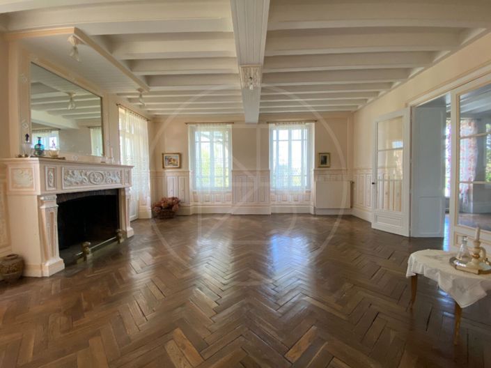 Image No.6-Maison de 6 chambres à vendre à Coutras