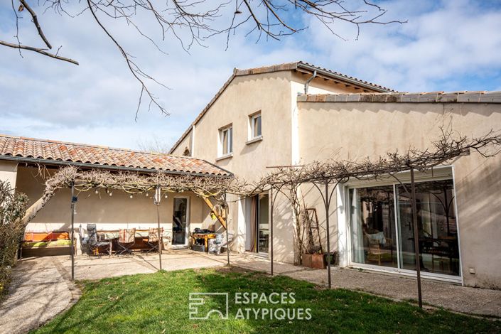 Image No.2-4 Bed House for sale