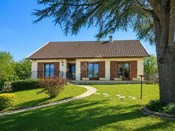 1 - Blanzy, House