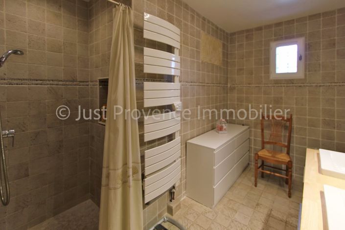 Image No.8-2 Bed House for sale