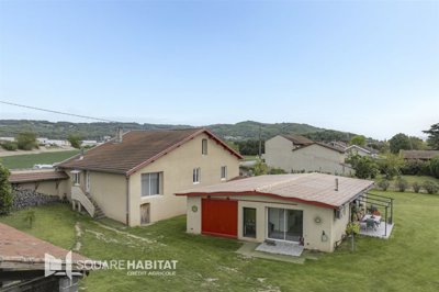 1 - Laveyron, Maison