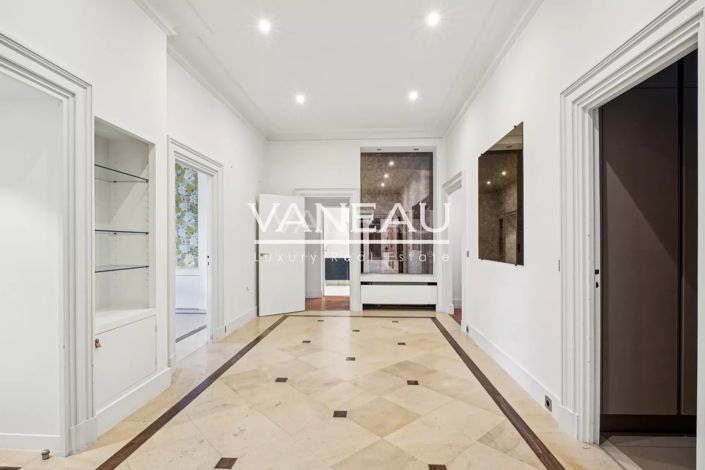 Image No.11-4 Bed Apartment for sale