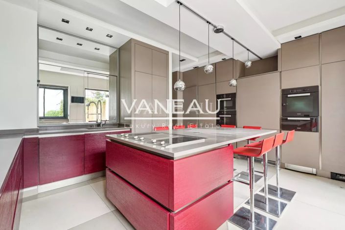 Image No.5-4 Bed Apartment for sale