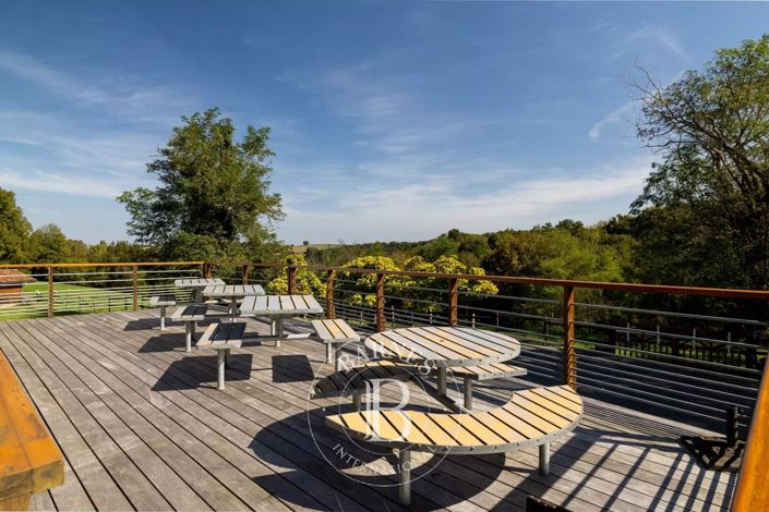 Image No.6-7 Bed House for sale