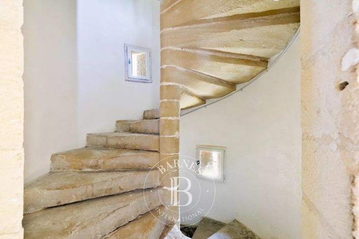 Image No.11-6 Bed House for sale