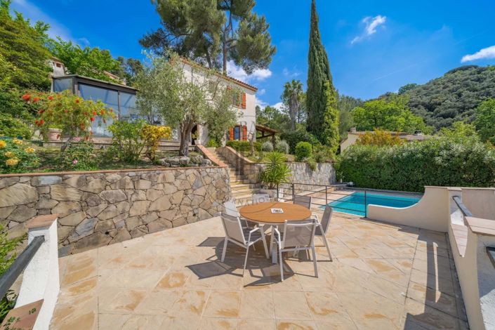 Image No.16-3 Bed House for sale