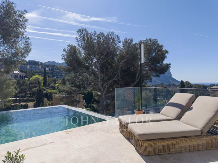Image No.18-7 Bed House for sale