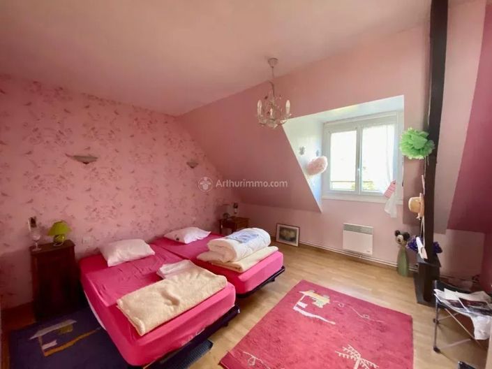 Image No.13-4 Bed House for sale