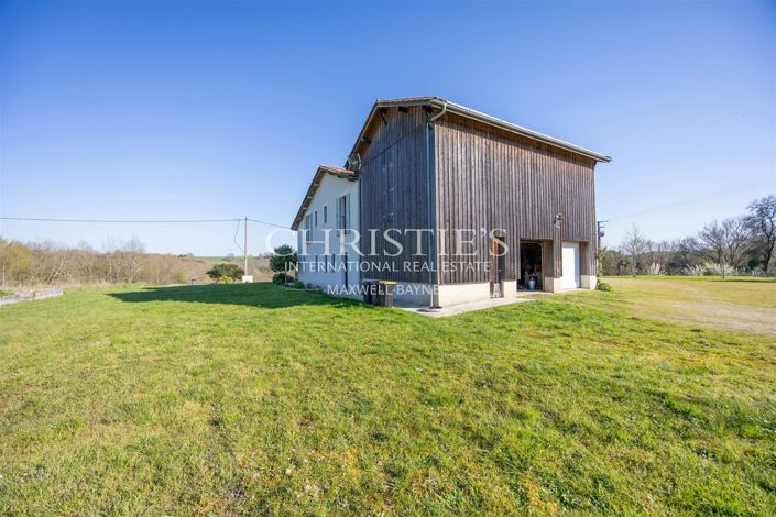 Image No.22-4 Bed House for sale