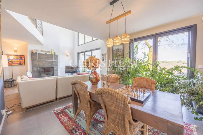 Image No.9-4 Bed House for sale