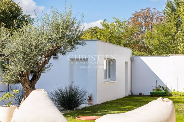 Image No.11-4 Bed House for sale
