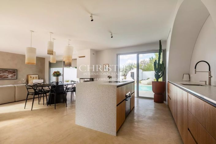 Image No.4-4 Bed House for sale