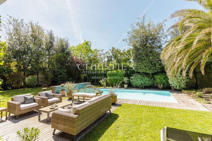 Image No.19-5 Bed House for sale