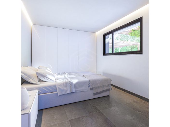Image No.10-4 Bed House for sale
