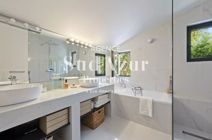 Image No.17-House for sale