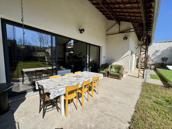 Image No.10-3 Bed House for sale