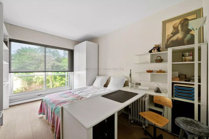 Image No.11-4 Bed Apartment for sale
