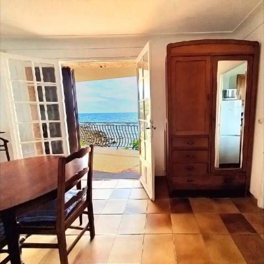 Image No.28-8 Bed House for sale