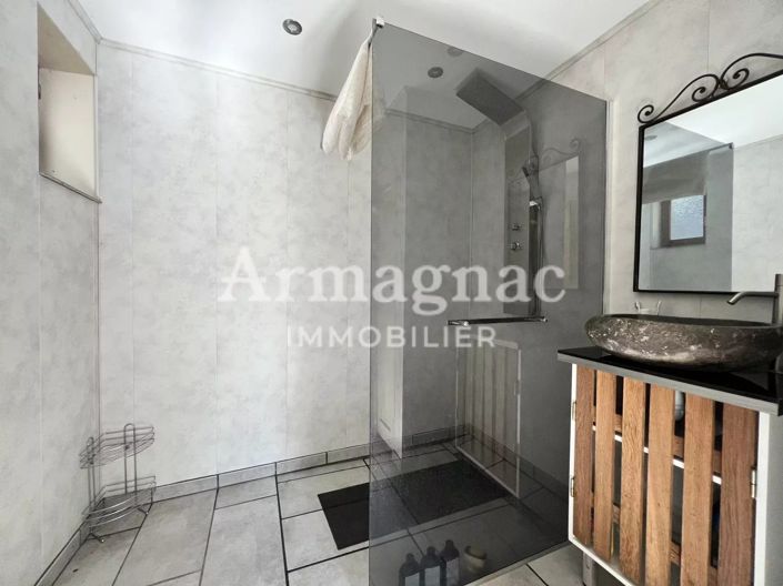 Image No.3-2 Bed House for sale