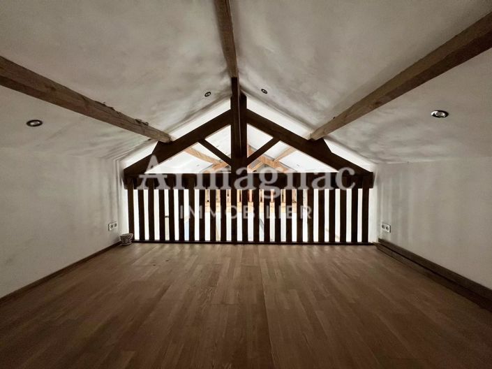 Image No.5-2 Bed House for sale
