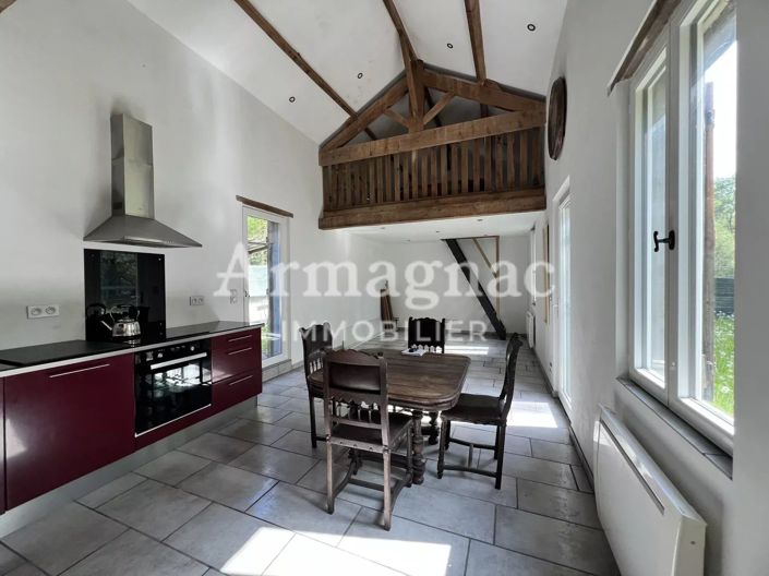 Image No.6-2 Bed House for sale