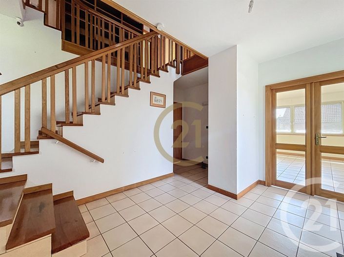Image No.10-4 Bed House for sale