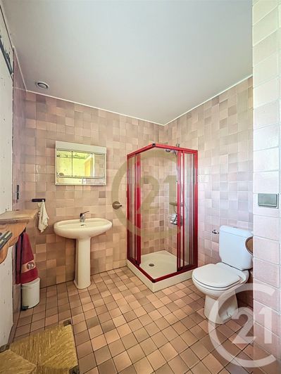 Image No.16-4 Bed House for sale