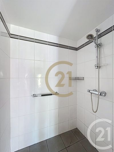 Image No.20-4 Bed House for sale