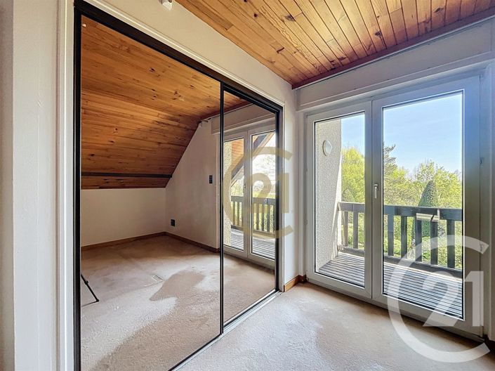 Image No.27-4 Bed House for sale