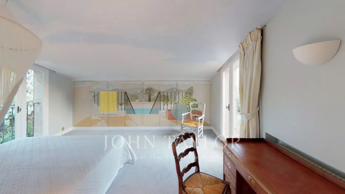 Image No.24-8 Bed House for sale