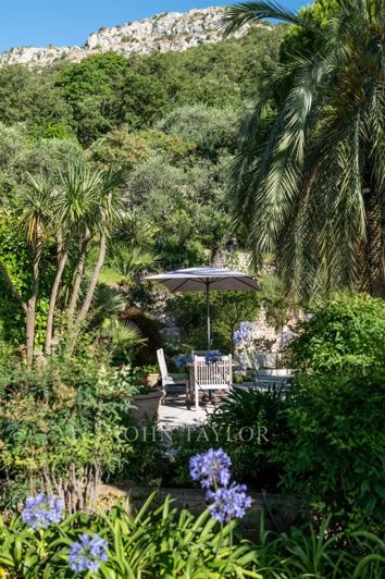 Image No.33-8 Bed House for sale