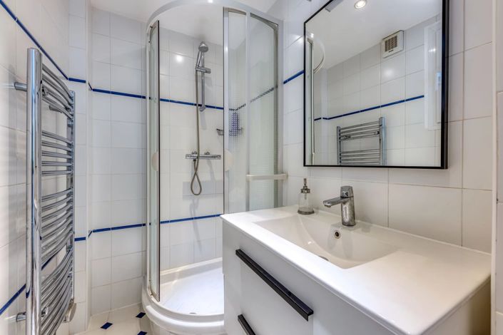 Image No.19-5 Bed House for sale