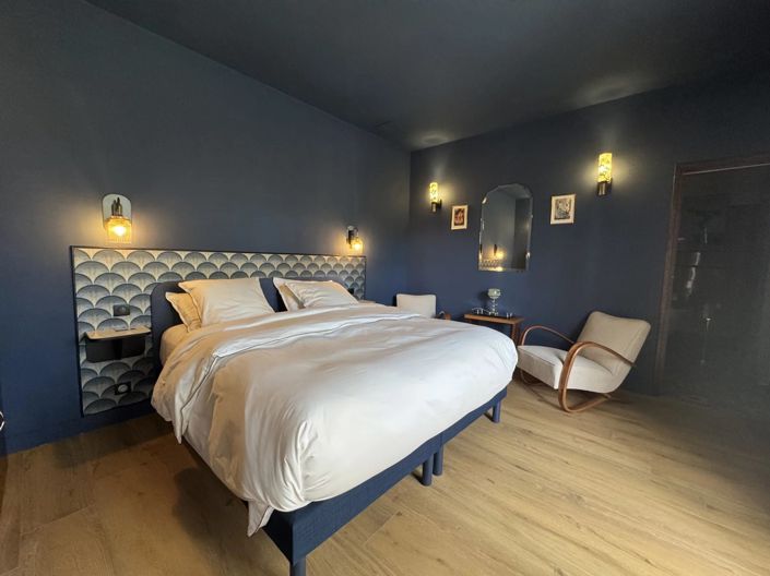 Image No.21-6 Bed House for sale