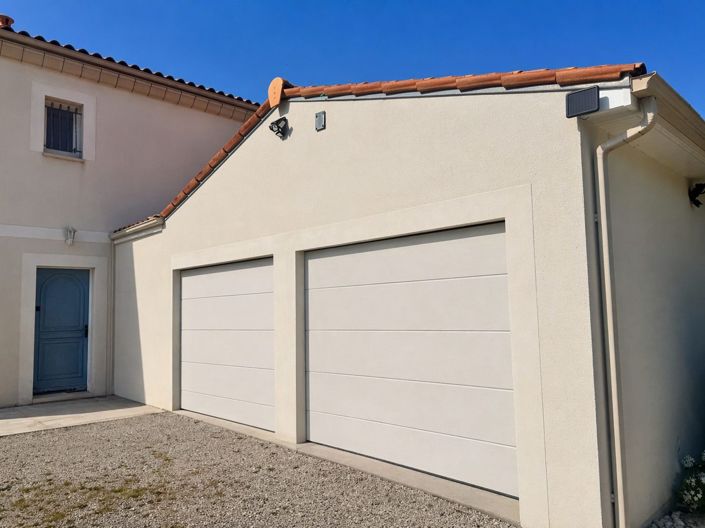 Image No.18-5 Bed Property for sale