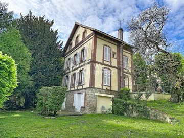 1 - Montmorency, Property