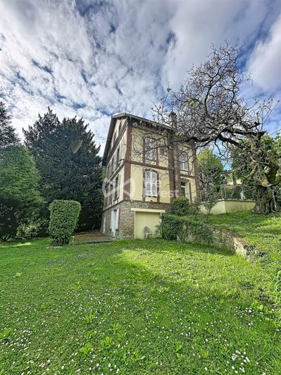 Image No.2-5 Bed Property for sale